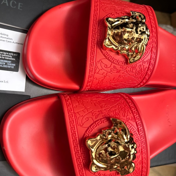 Versace Palazzo Pool Slides /Sandals size 37 - Picture 6 of 7